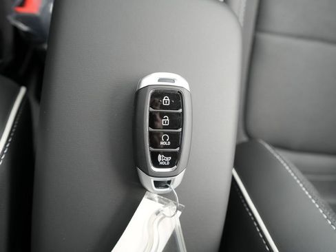 New 2026 Hyundai Venue SEL FWD image 36