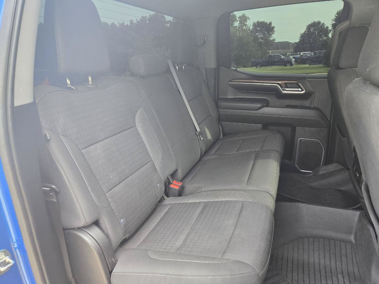 Used 2023 Chevrolet Silverado 1500 RST AWD/4WD image 27