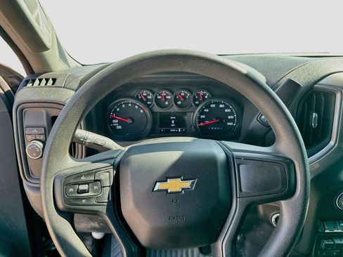 Used 2024 Chevrolet Silverado 1500 Custom RWD image 12