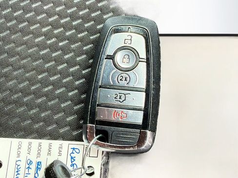 Used 2024 Ford Escape ST-Line w/ Tech Pack #1 AWD/4WD image 35