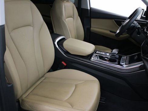 Used 2023 Audi Q7 2.0T Premium Plus w/ Premium Plus Package image 26