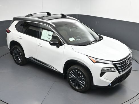 New 2026 Nissan Rogue Platinum w/ Platinum Premium Package image 36