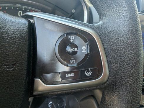 Used 2018 Honda CR-V EX image 16