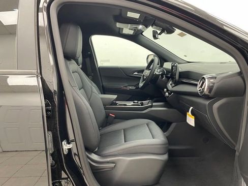 New 2026 Chevrolet Equinox LT AWD/4WD image 14