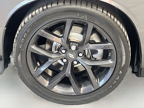 Used 2022 Dodge Challenger R/T w/ Blacktop Package RWD image 28
