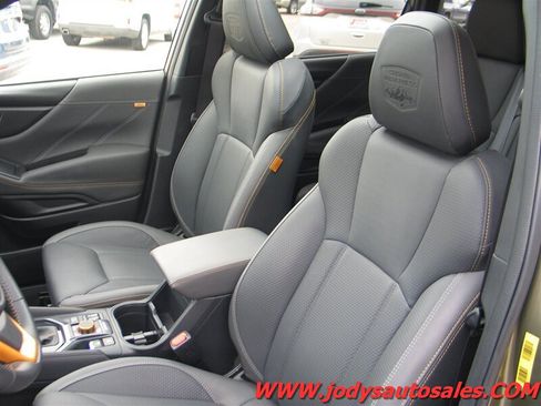 Used 2024 Subaru Forester Wilderness AWD/4WD image 5