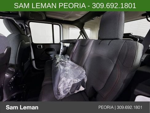 New 2026 Jeep Wrangler Unlimited Rubicon image 23