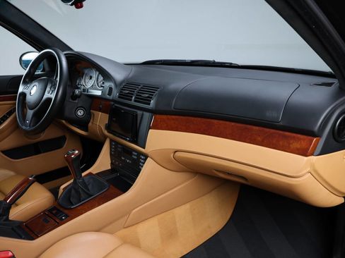 Used 2003 BMW M5 image 60