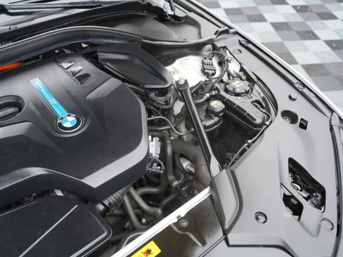 Used 2018 BMW 530e xDrive image 78