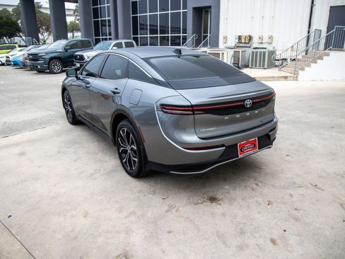 Certified 2026 Toyota Crown XLE image 9