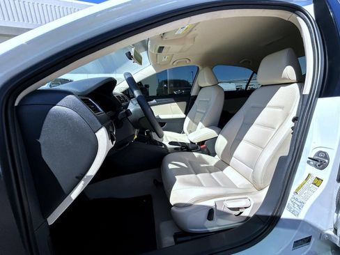 Used 2014 Volkswagen Jetta SE FWD image 10