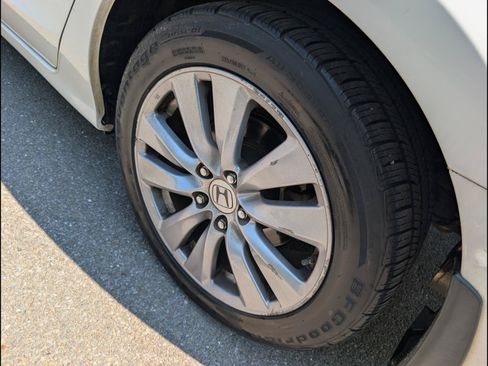 Used 2011 Honda Accord EX-L image 20