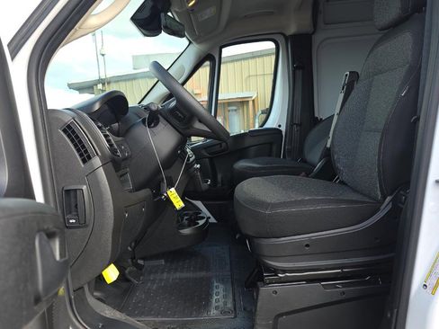 Used 2024 RAM ProMaster 2500 w/ Safety Group image 7