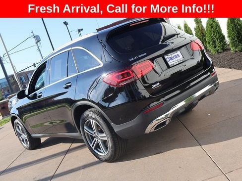 Used 2021 Mercedes-Benz GLC 300 4MATIC image 3