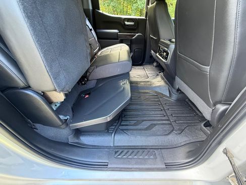 Used 2019 GMC Sierra 1500 SLT w/ SLT Premium Plus Package AWD/4WD image 38