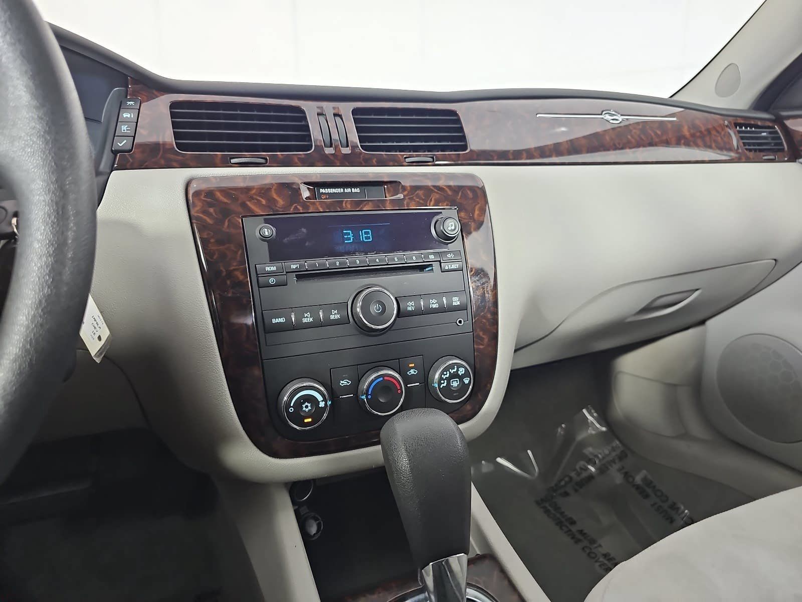 Used 2016 Chevrolet Impala Limited LS FWD image 19