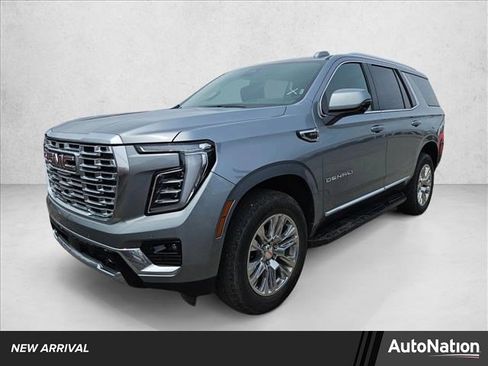 Used 2025 GMC Yukon Denali AWD/4WD image 1
