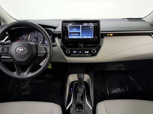 Used 2022 Toyota Corolla LE FWD image 31