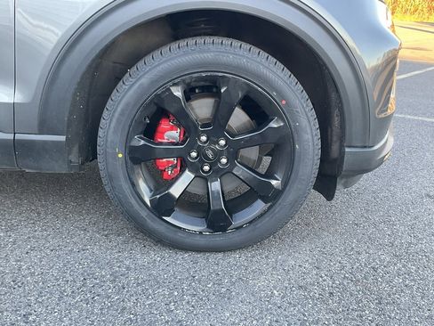 Used 2023 Ford Explorer ST w/ Equipment Group 401A image 24