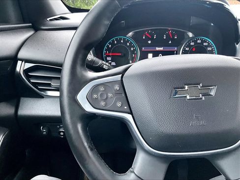 Used 2023 Chevrolet Traverse RS AWD/4WD image 14