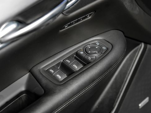 Used 2019 Cadillac XT5 Premium Luxury FWD image 49