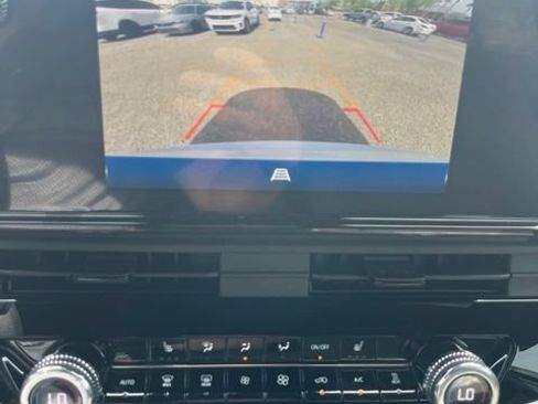 Used 2024 Honda Prologue EX image 11