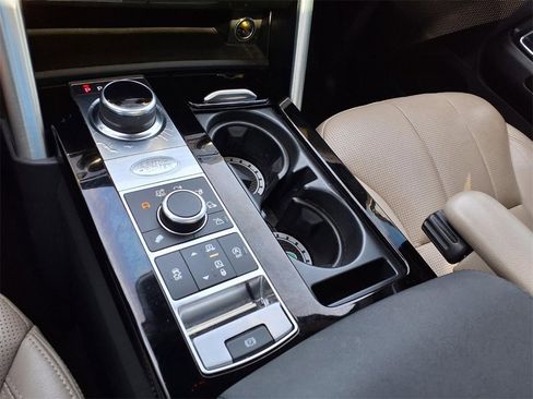 Used 2019 Land Rover Discovery HSE image 27