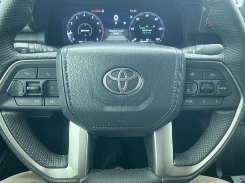 Used 2024 Toyota Tacoma TRD Sport image 14