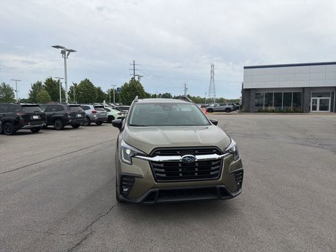 Certified 2024 Subaru Ascent Limited w/ Technology Package AWD/4WD image 8