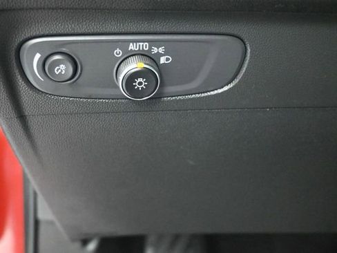 Used 2023 Buick Envision Essence w/ Sport Touring Package FWD image 20