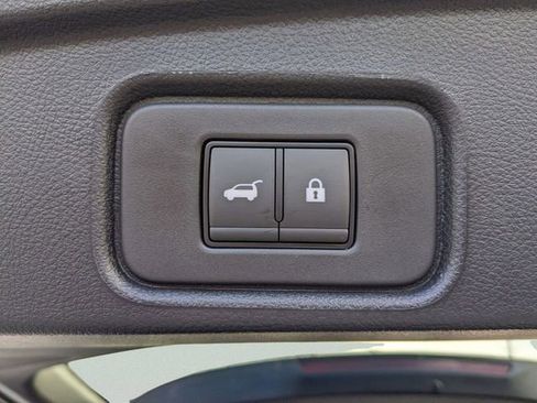 New 2026 Nissan Pathfinder SL FWD image 31