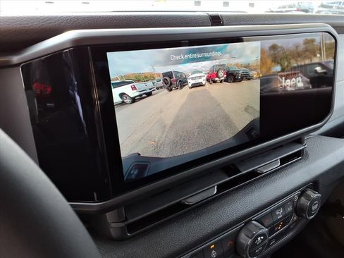 New 2026 Jeep Gladiator Sport image 24