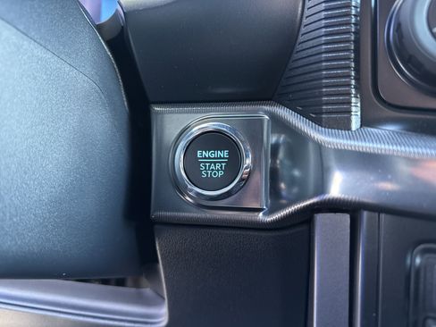 Used 2024 Ford F150 Lariat w/ Equipment Group 502A High image 26