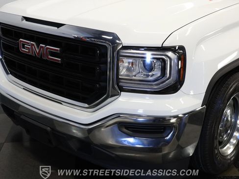 Used 2018 GMC Sierra 1500 1500 Supercharged image 18