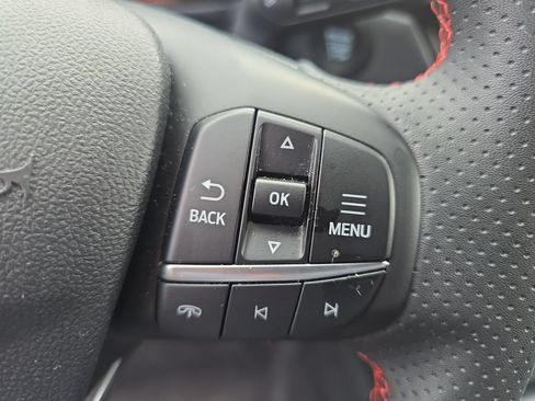 Used 2024 Ford Escape ST-Line FWD image 16