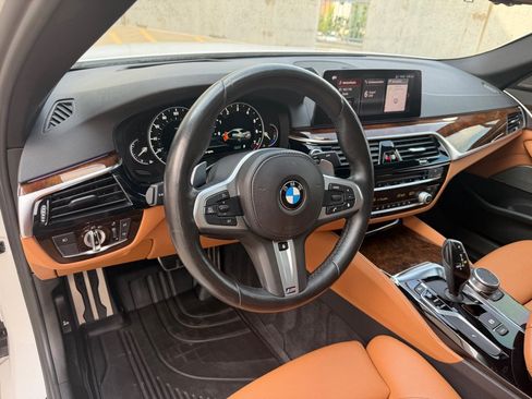 Used 2019 BMW 540i xDrive w/ M Sport Package AWD/4WD image 13