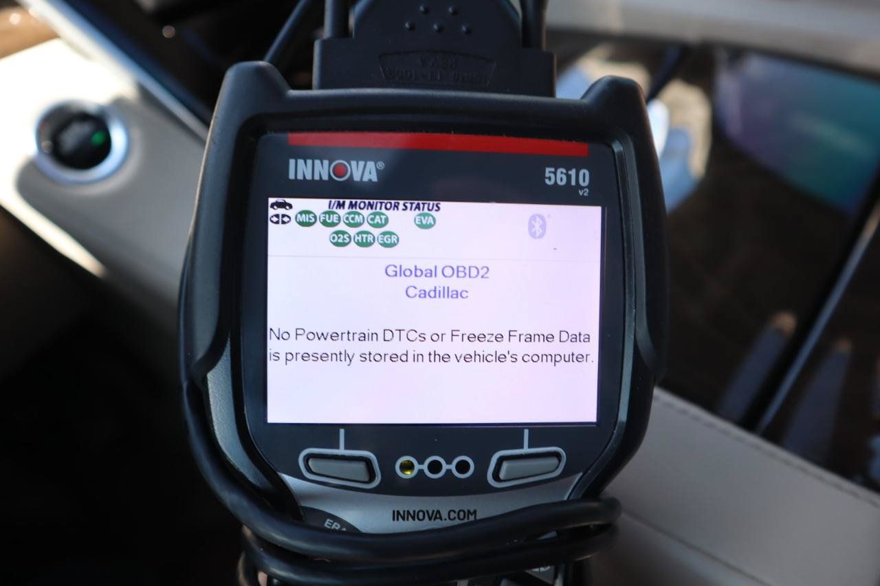Used 2020 Cadillac Escalade Luxury RWD image 25