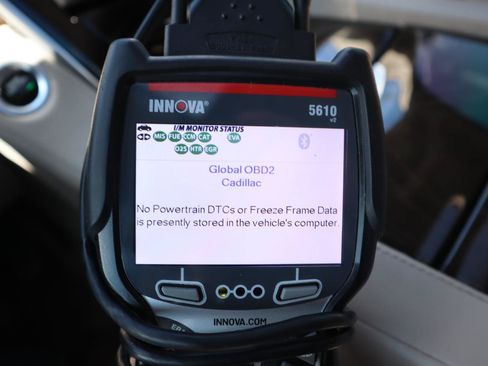 Used 2020 Cadillac Escalade Luxury RWD image 25