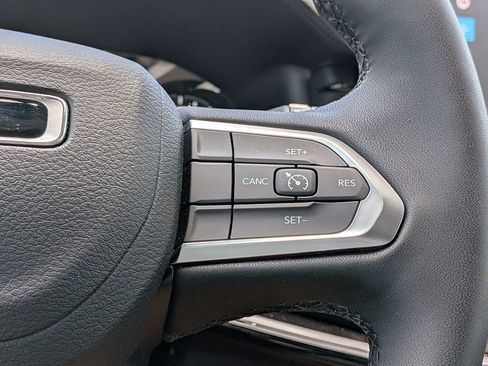 Used 2026 Jeep Compass Latitude AWD/4WD image 29