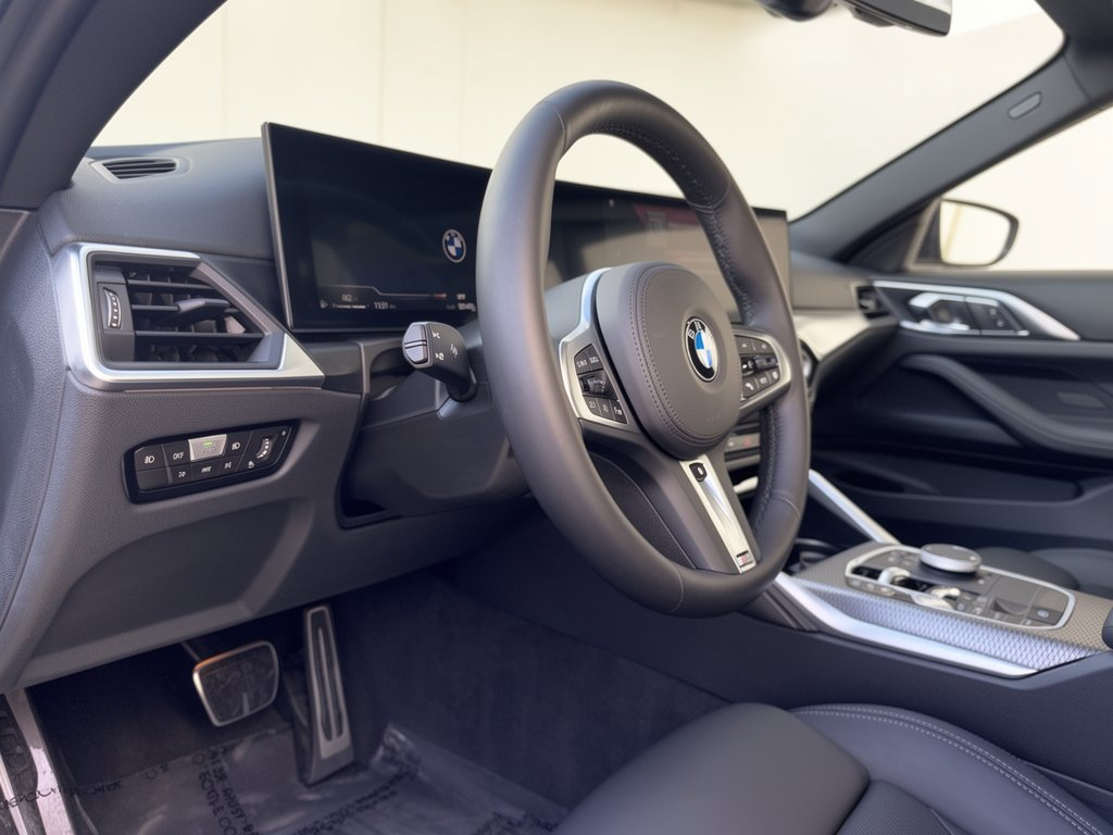 Used 2024 BMW 430i xDrive Coupe w/ M Sport Package AWD/4WD image 4