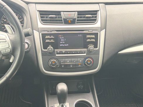 Used 2016 Nissan Altima 3.5 SR FWD image 19