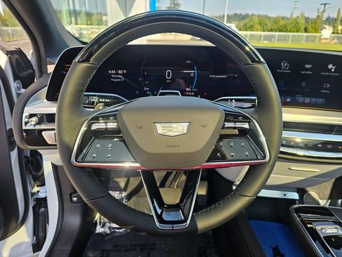 New 2026 Cadillac Lyriq Sport AWD/4WD image 24