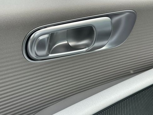 New 2025 Hyundai Ioniq 6 SEL image 9