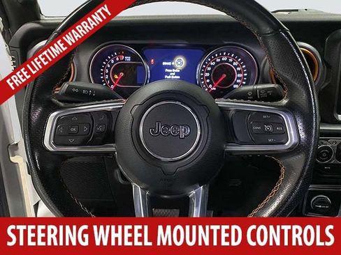 Used 2022 Jeep Gladiator Mojave w/ Trailer Tow Package AWD/4WD image 8