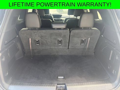 Used 2025 Buick Enclave Preferred FWD image 14