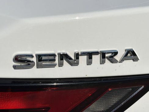Used 2025 Nissan Sentra S FWD image 29