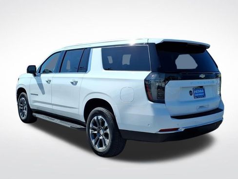 New 2026 Chevrolet Suburban LT w/ Comfort Package RWD image 5