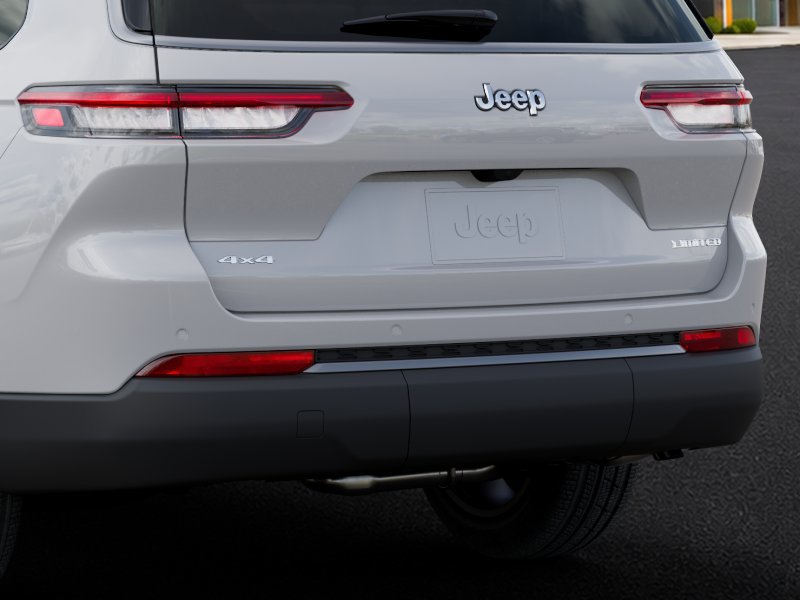 New 2026 Jeep Grand Cherokee L Limited w/ Limited Altitude Package AWD/4WD image 14