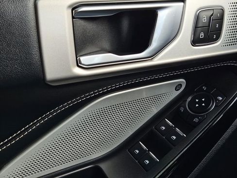 Certified 2021 Ford Explorer ST w/ Equipment Group 401A image 38