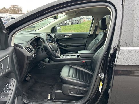 Used 2023 Ford Edge SEL image 8